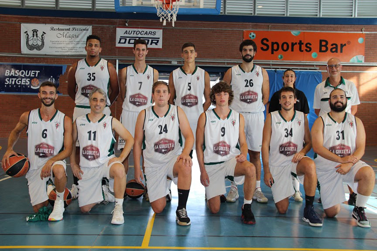 Nou episodi de rivalitat esportiva entre el Bàsquet Sitges i el Casal de Vilafranca aquest passat cap de setmana, en el retorn del Campionat de Catalunya de Segona Categoria. Els sitgetans van pagar la falta d’encert davant un equip que va fer un partit molt meritori, tenint baixes importants, i el resultat final va ser de 57 a 55 favorable als vilafranquins.