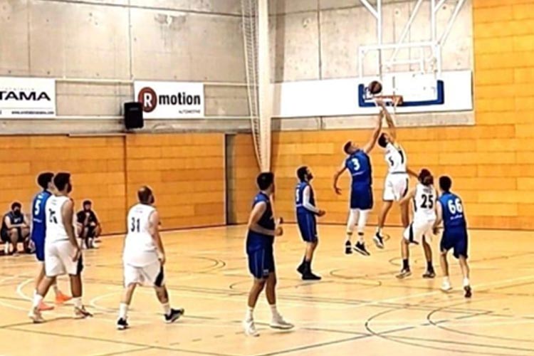 El BM Viladecans, tot i que només havia vençut en dos partits d’aquesta temporada, podia ser un rival complicat. Analitzant els seus resultats, pràcticament en cap dels partits disputats havien jugat junts els seus tres màxims anotadors, el que sens dubte havia condicionat els resultats, i més en una lliga tan igualada.