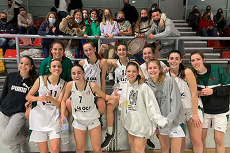 Partit on les sitgetanes ha dominat des de l'inici fins el final. Les nostres noies sortien amb una defensa pressionant i robant moltes pilotes. Aprofitant el mal balanç defensiu de les de Molins de Rei per anotar amb facilitat. La diferencia s'ha mantingut durant tot el partit, en cap moment s'ha baixat la intensitat.