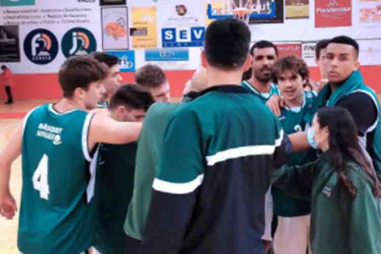 Victòria del primer equip del CB Sitges-La Guixeta , 59 a 85, en la seva visita al CB Valls BNA, dissabte passat, en un partit de bon joc coral per part dels sitgetans, que es van trobar còmodes en un pavelló en condicions, com és el de la capital de l'Alt Camp.