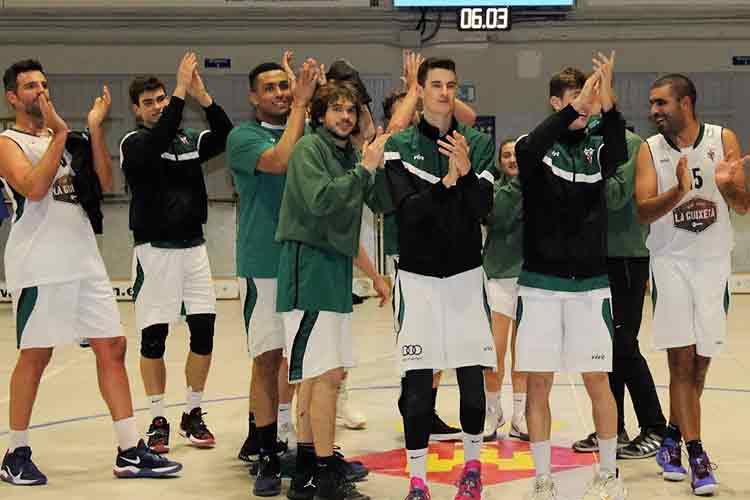 El Sènior A del Basquet Sitges-La Guixeta continuak amb la bona dinàmica de resultats, guanyant 43 a 69 a la seva visita al CB La Selva A. El partit es plantejava com un bon repte per mantenir les opcions al liderat del grup, doncs La Selva es mantenia imbatut a casa des del passat novembre i allà havien caigut equips ben classificats com el Salou o el Nou Bàsquet Vilanova