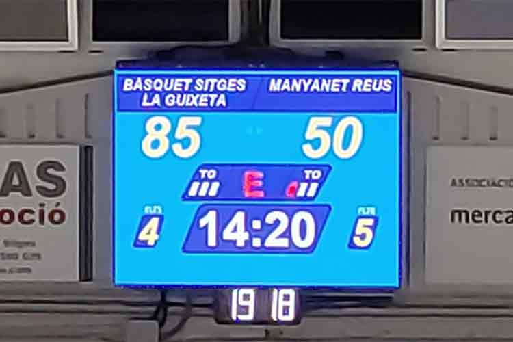 Un nou partit guanyat amb autoritat. El sènior del Bàsquet Sitges es va imposar- gairebé amb un marcador idèntic al del partit disputat el passat divendres- 85 a 50 al Manyanet Reus. Com ja va passar en els partits més recents, el joc ràpid en transició i el domini del rebot posen els fonaments que marquen la diferència entre els de Pins Vens i l'equip contrari.