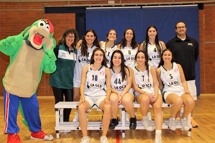 Les nostres sèniors es desplaçaven aquest cap de setmana a jugar a la pista, sempre complicada, del Molins de Rei. Equip que com les nostres noies solament havien perdut un partit.