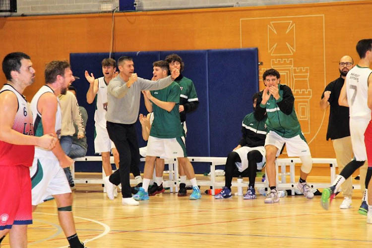 Novena jornada pel Bàsquet Sitges-La Guixeta masculí a Pins Vens contra el líder invicte, el Sant Nicolau. El Sitges segon amb un balanç de 7 victòries i 1 derrota, buscava aconseguir col·locar la primera derrota al casiller dels de Sabadell i aconseguir el lideratge abans de l’aturada de Nadal.