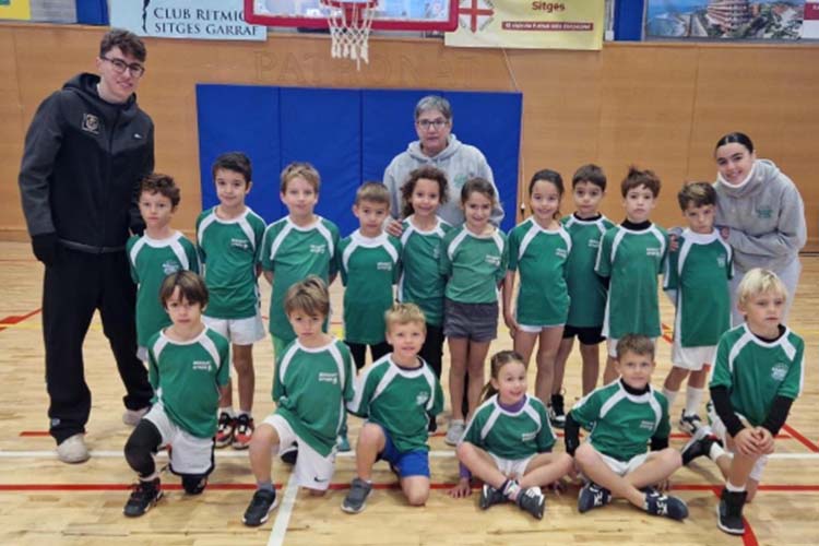 El Bàsquet Sitges va visitar la pista del CB Prat el dissabte 22 de novembre a les 20:00, en un duel corresponent a la vuitena jornada de la Copa Catalunya. El partit va finalitzar amb victòria local per 74-67, un resultat marcat clarament pel parcial demolidor de l’últim quart (30-16), on els sitgetans no van poder mantenir la intensitat defensiva mostrada durant la resta del matx.